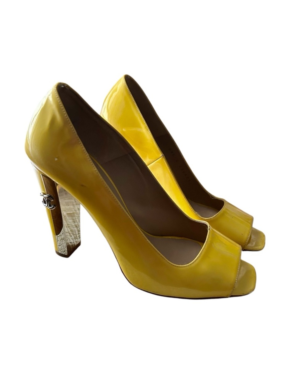CHANEL Yellow Peep-Toe Patent Leather Pumps- Sz 37/6.5US - Picture 2 of 7